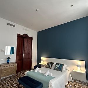 Habitación con Cama King